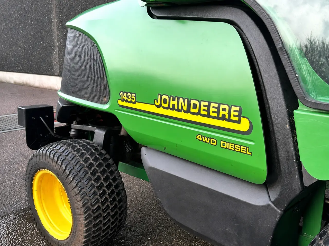 Billede 13 - John Deere 1435 - Græsslåmaskine med førerhus