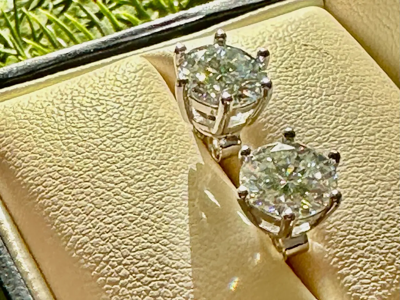 Billede 9 - Nye sølvørestikker med 1 eller 2 karat moissanite.