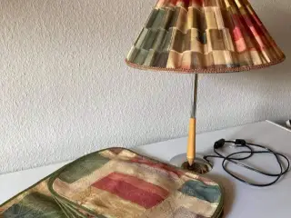 Bordlampe + 8 dækkeservietter
