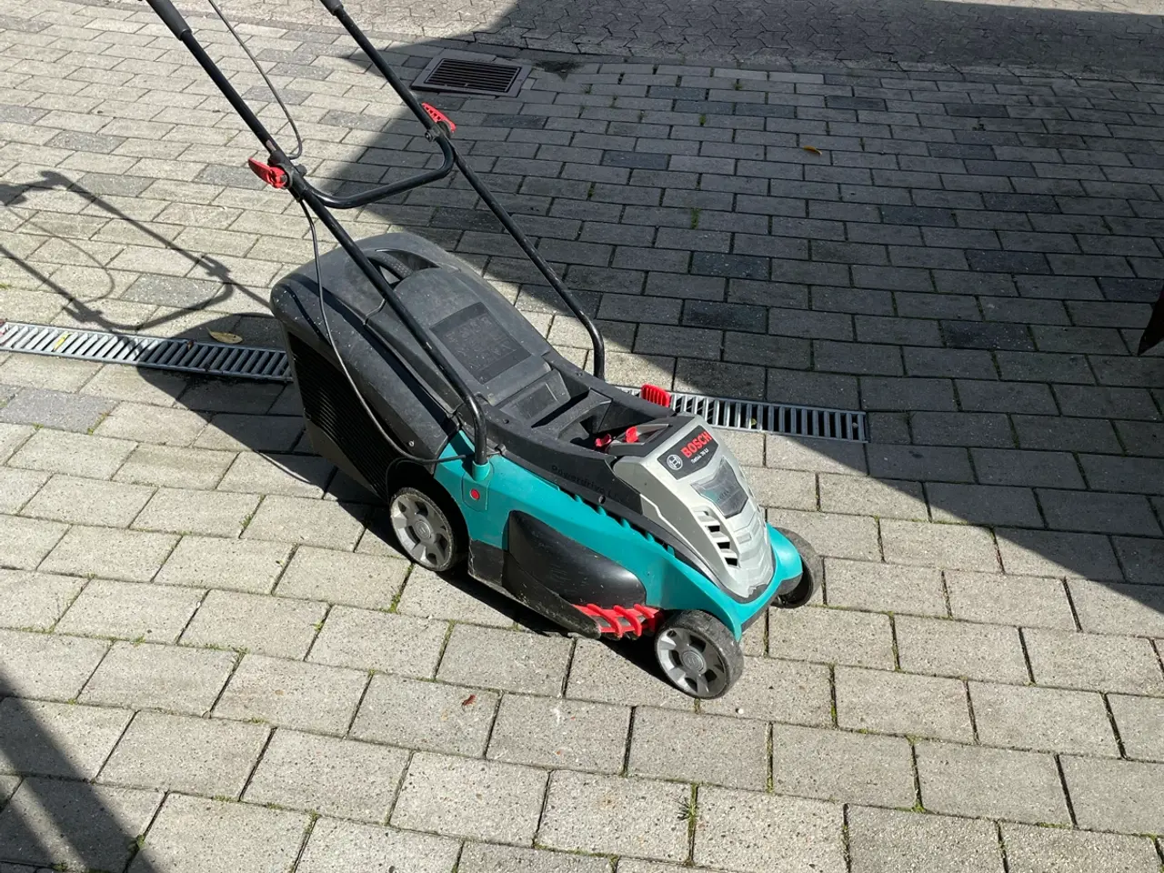 Billede 2 - Bosch batteri plæneklipper