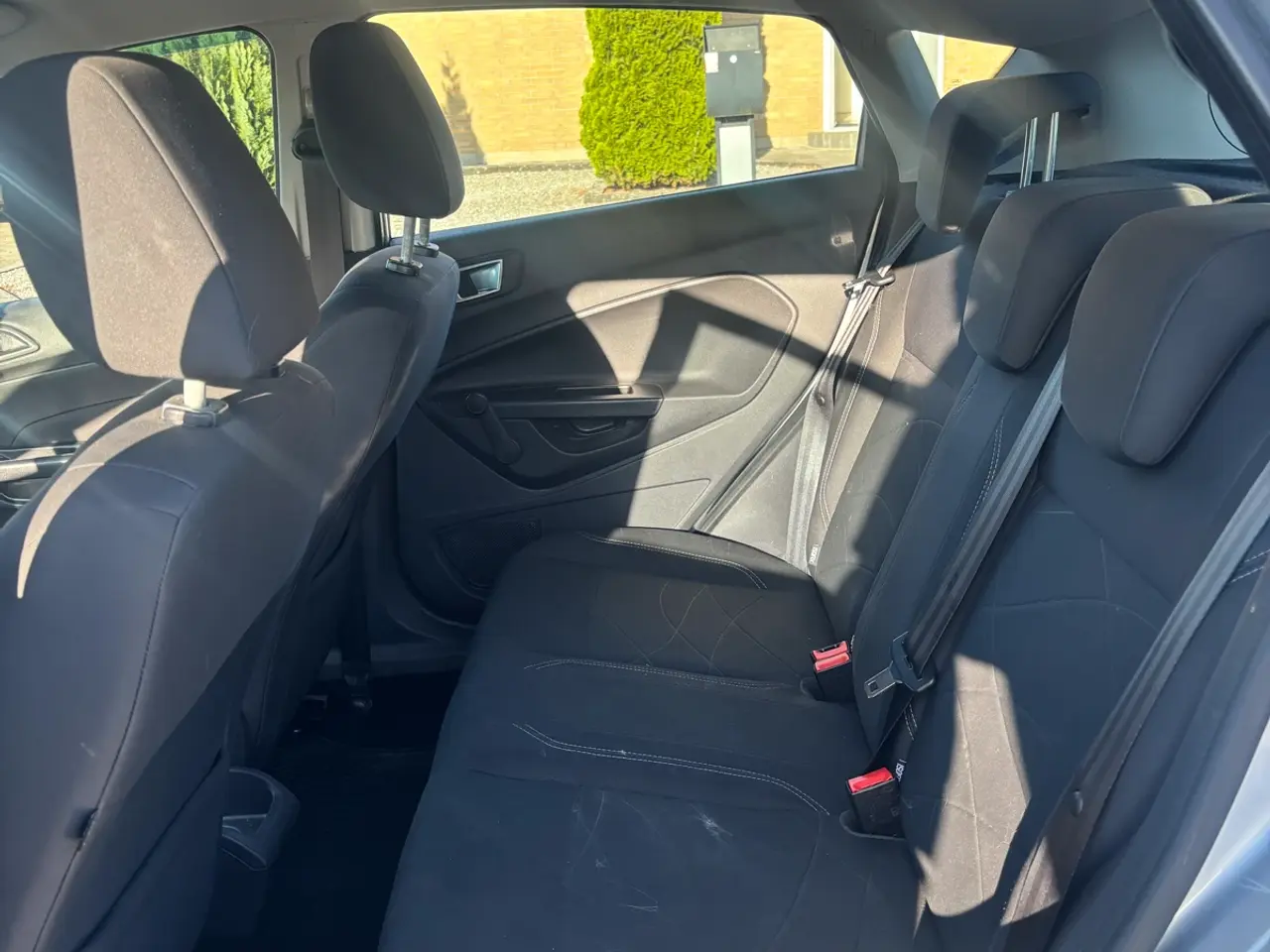 Billede 13 - Ford Fiesta 5d til salg!