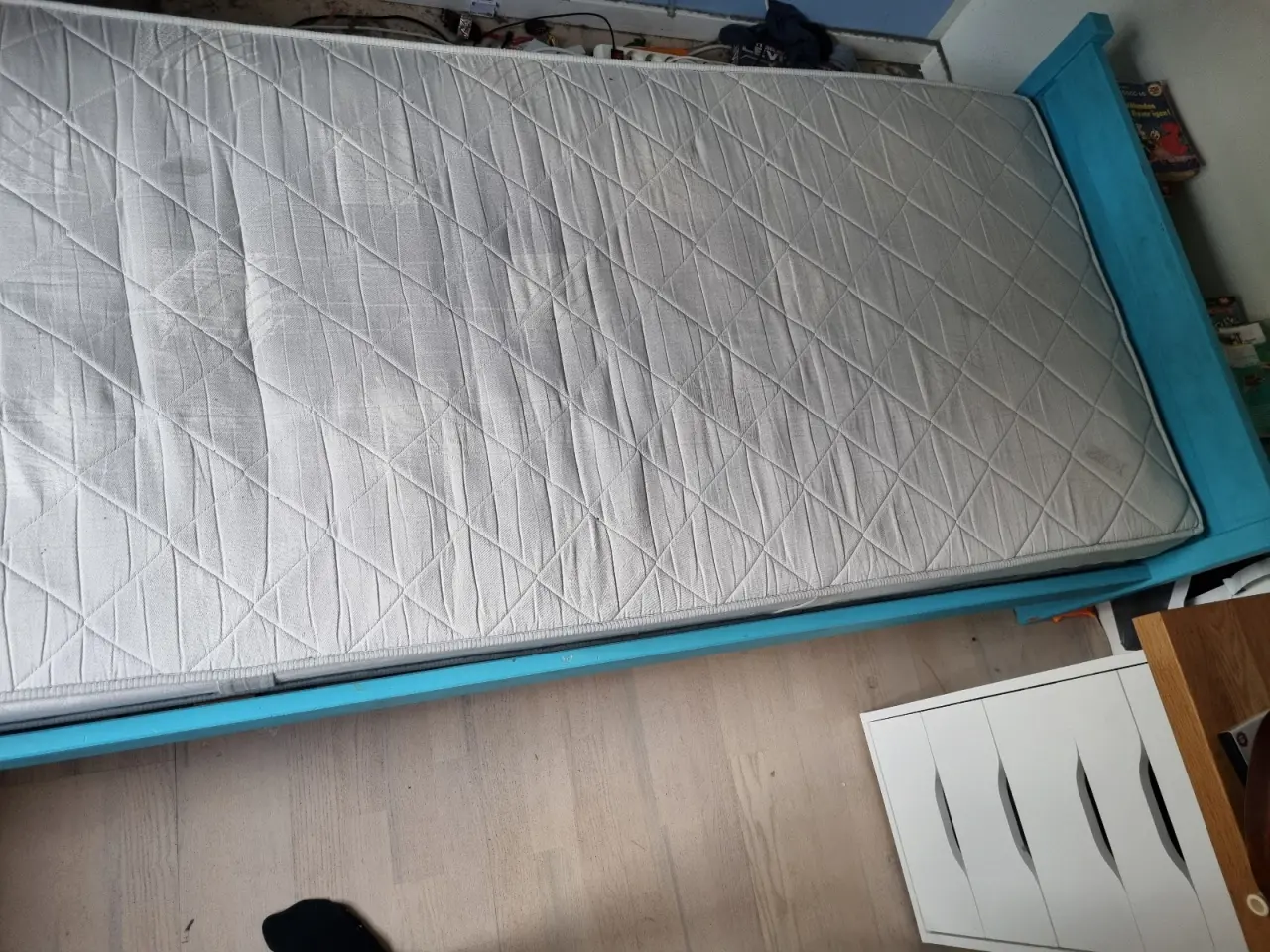 Billede 2 - Gratis seng og madras