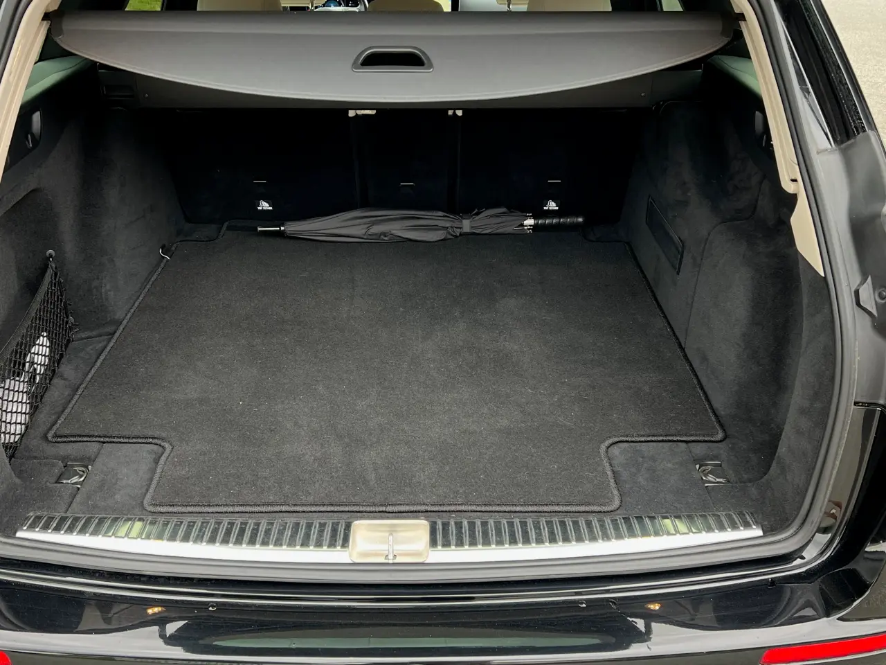 Billede 1 - Original Mercedes E-klasse bagagerumsmåtte