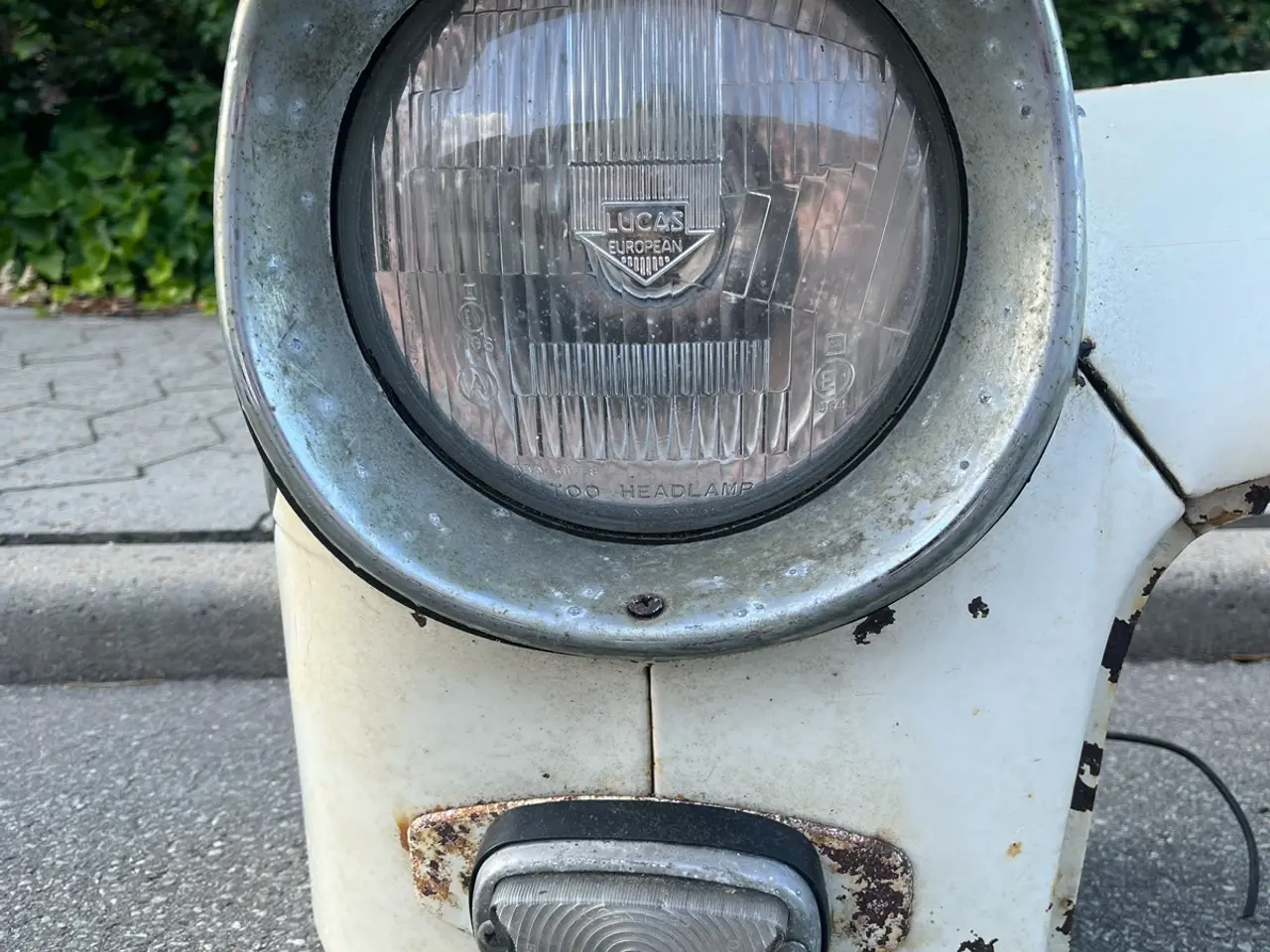 Billede 6 - Triumph Herald front cut