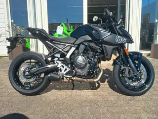 Suzuki GSX-8S
