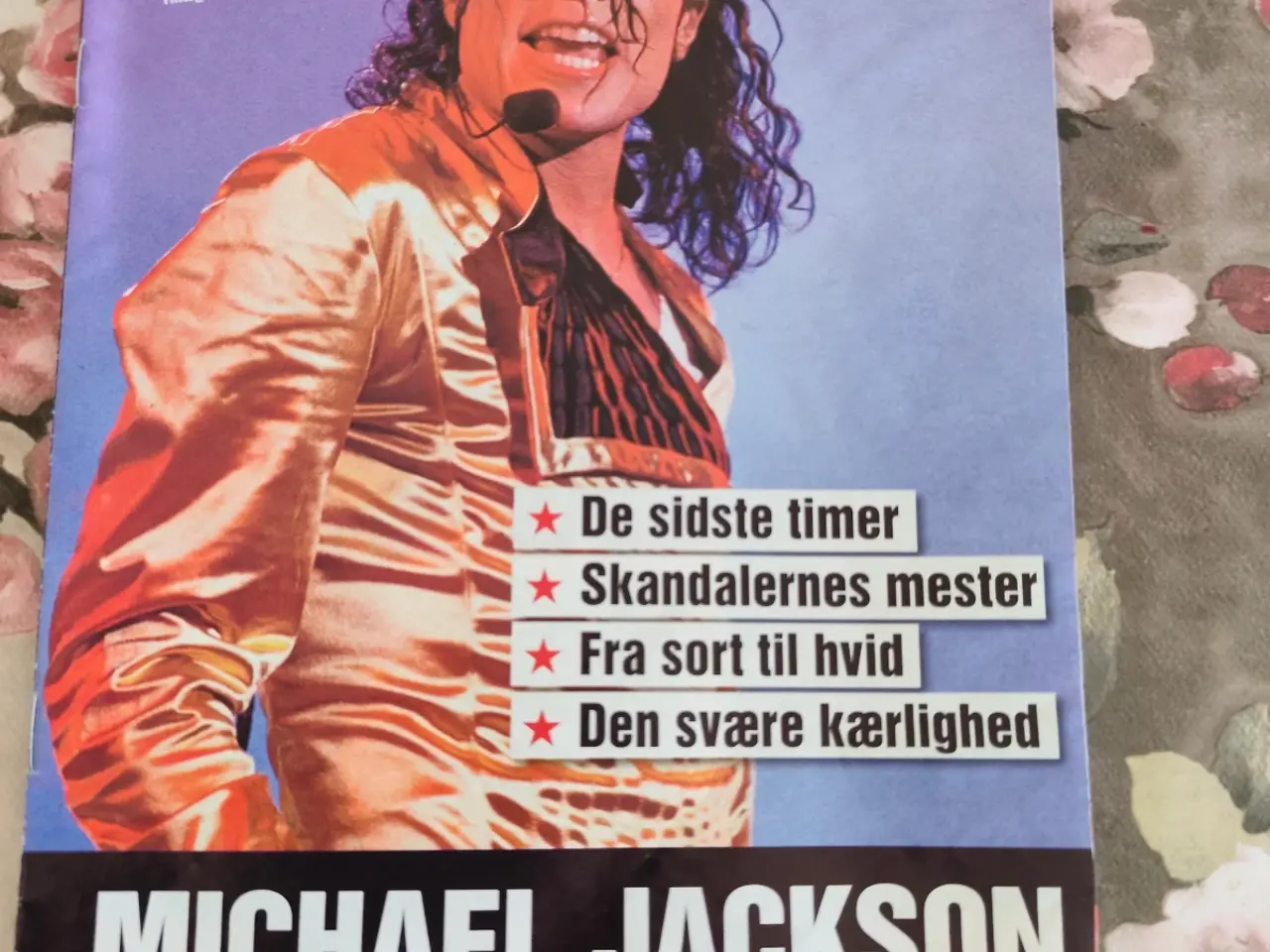 Billede 5 - Aviser mm. fra Michael Jackson besøgte KBH