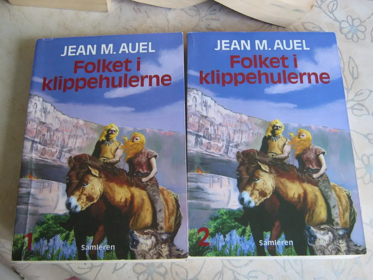Billede 2 - Jordens Børn af Jean M. Auel