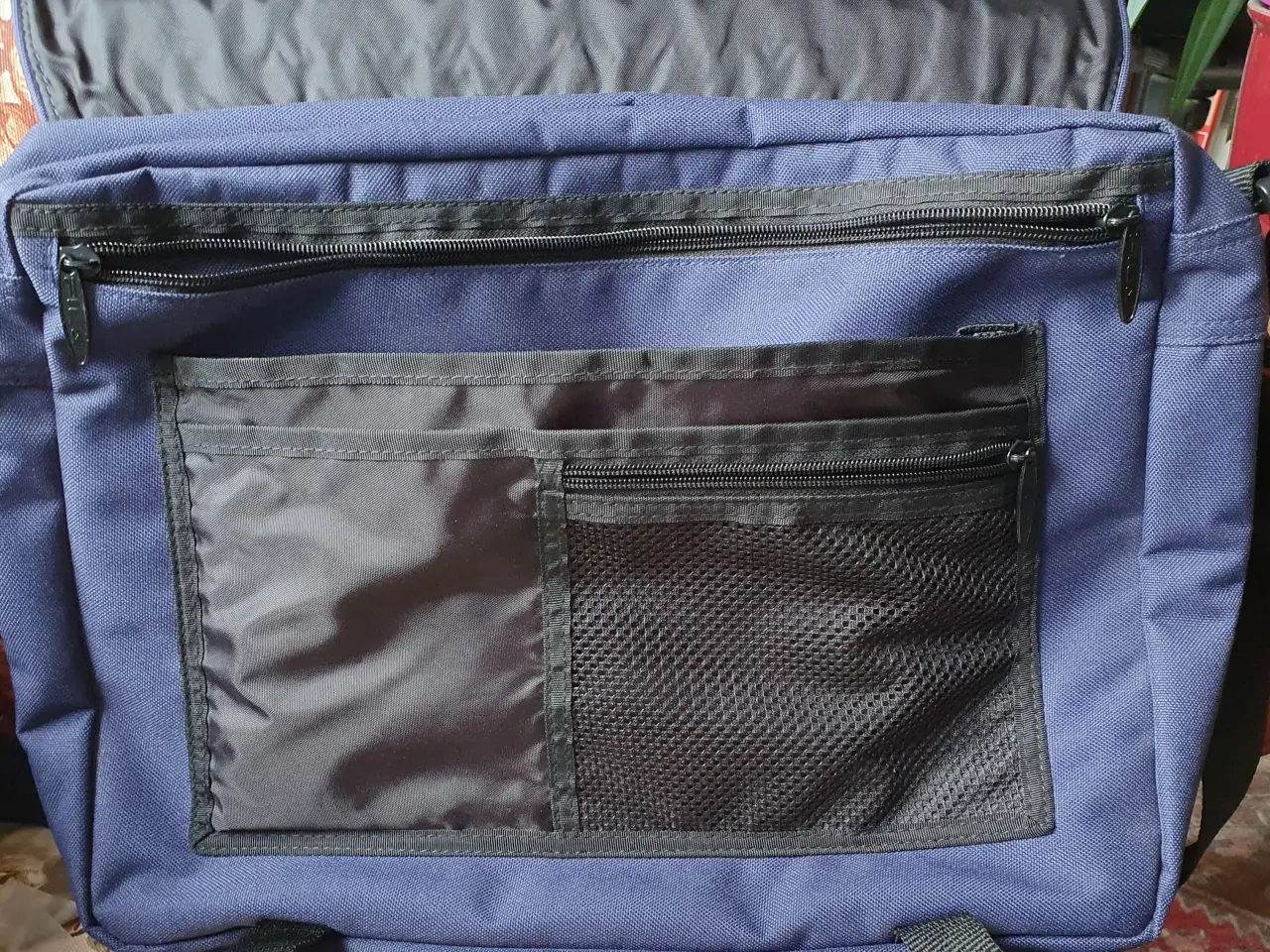 Billede 2 - Fila skuldertaske