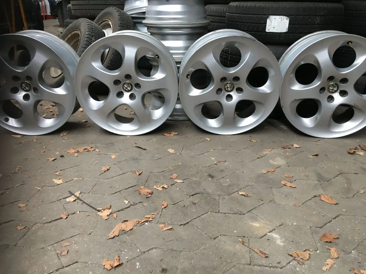 Billede 1 - 4 originale alufælge som ny til alfa 156