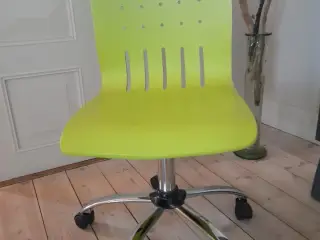 Limefarvet kontorstol