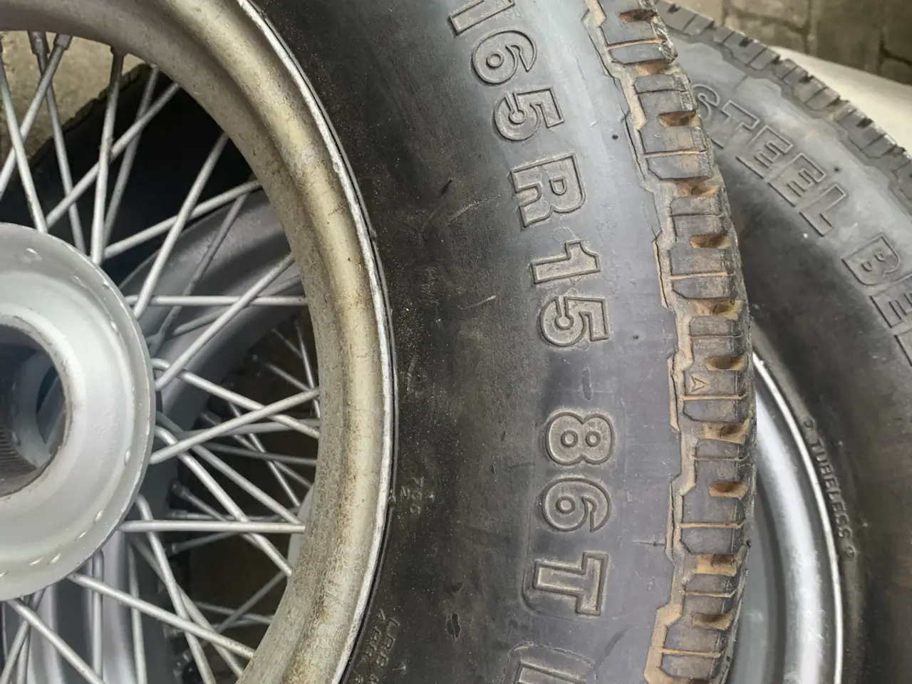 Billede 4 - To egerhjul til Triumph