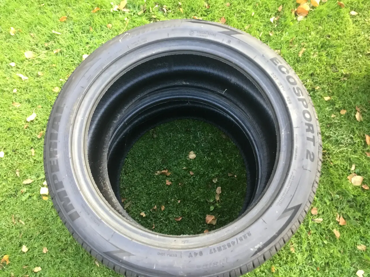 Billede 3 - Sommerdæk 225/45. R17