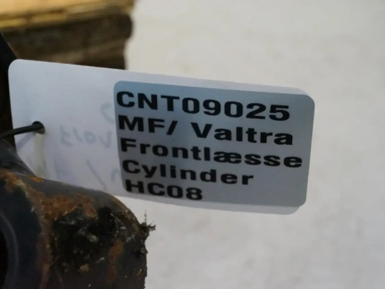 Billede 6 - Massey Ferguson/Valtra Frontlæsser Cylinder