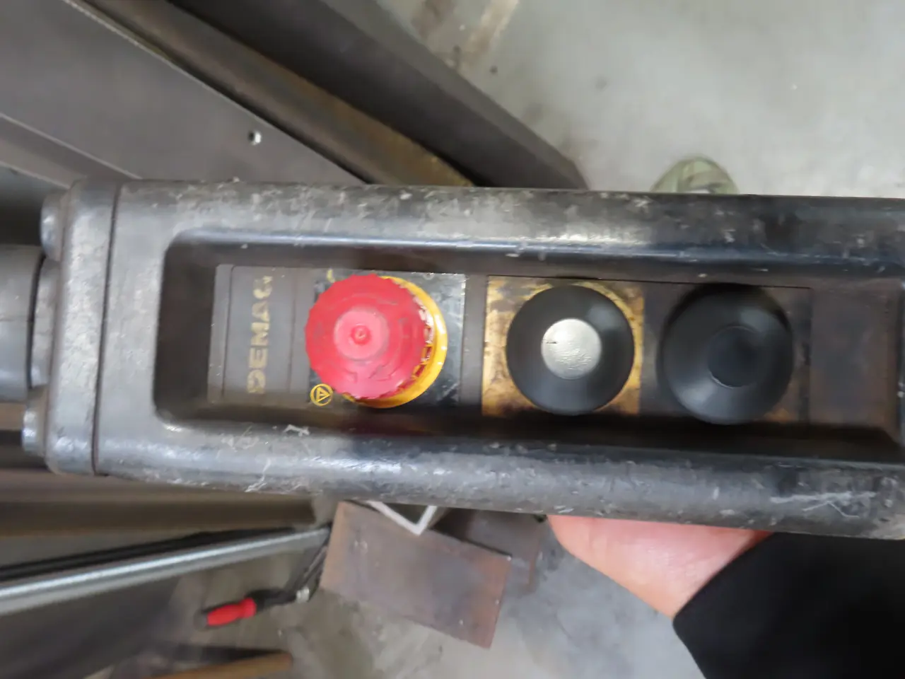 Billede 10 - Søjlesvingkran DEMAG 500 kg