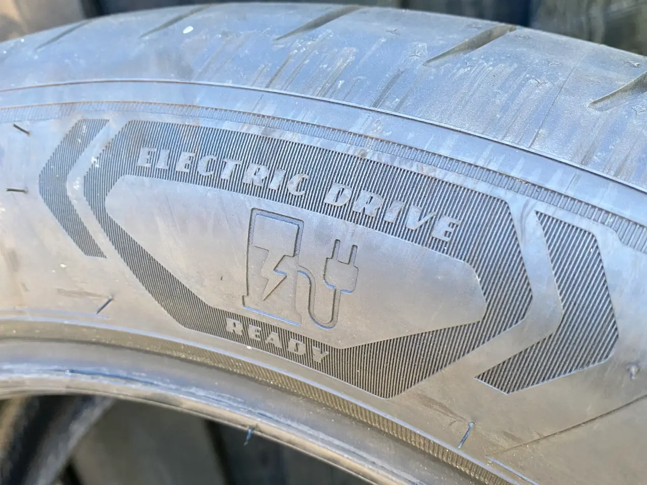 Billede 5 - 19”  225/50-19”  Nye Goodyear Sommerdæk 