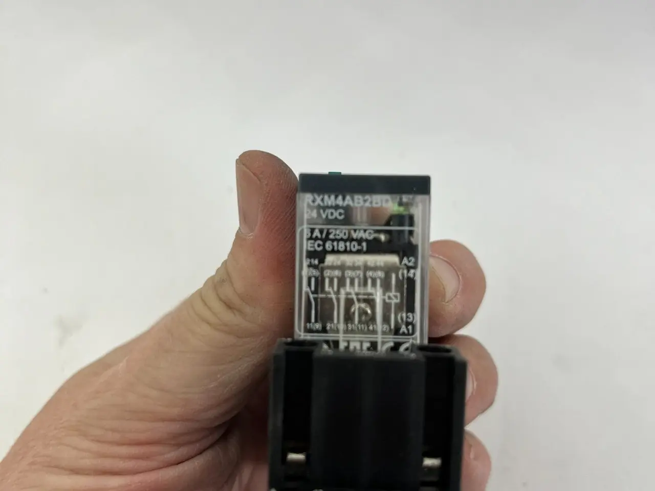 Billede 10 - Schneider RXM4AB2B2BD 24VDC Plug-In relæ + DIN
