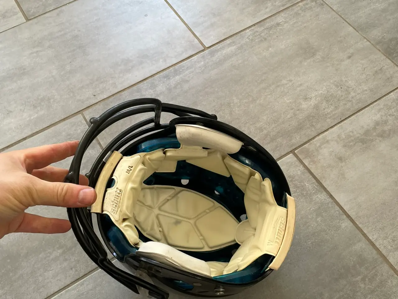 Billede 4 - Amerikansk Fodbold hjelm, Schutt, Str. M