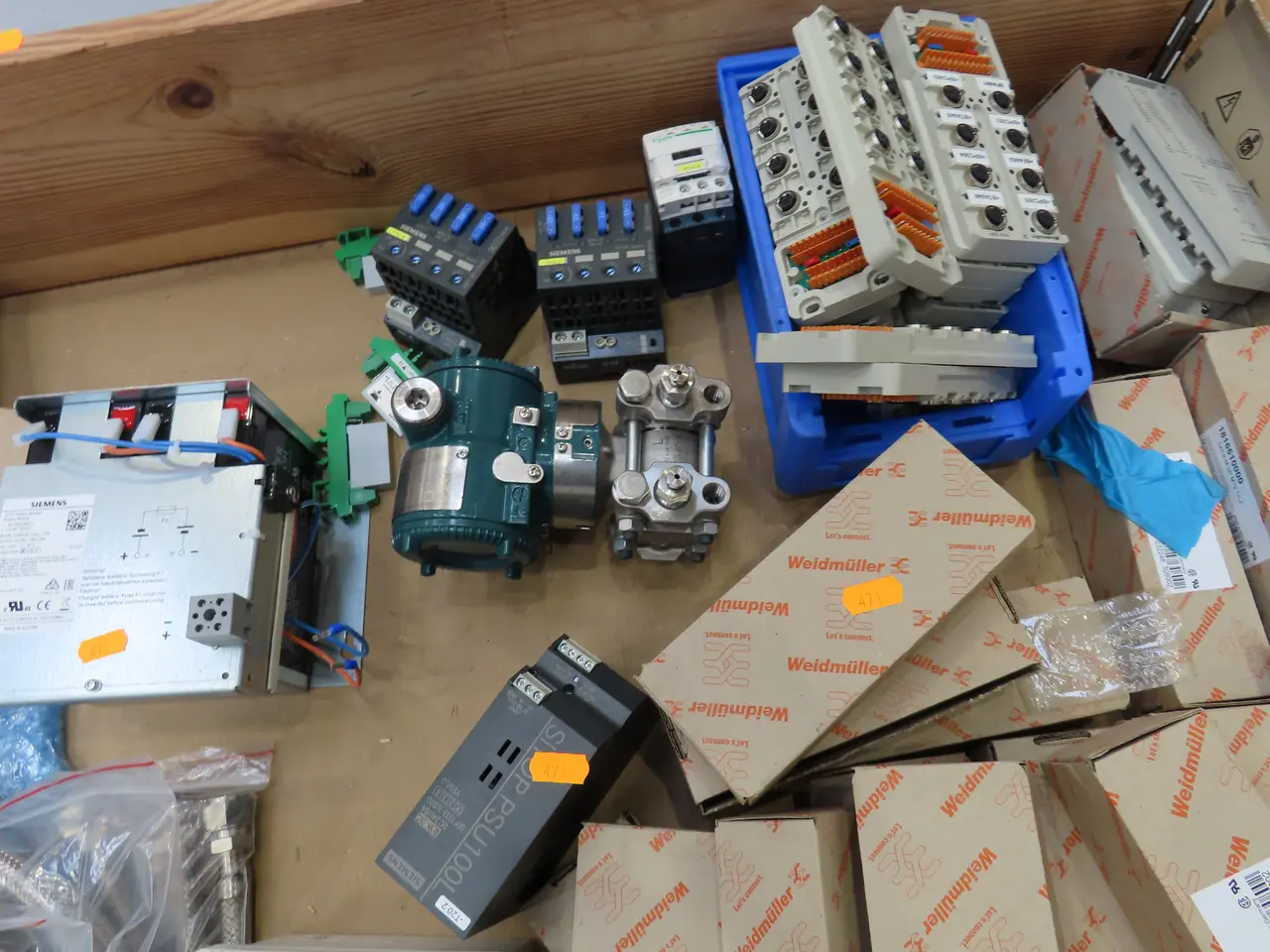 Billede 11 - Palle med div. strømforsyninger SITOP PSU8200, eltavle TITECH ELECTRIC m.m.