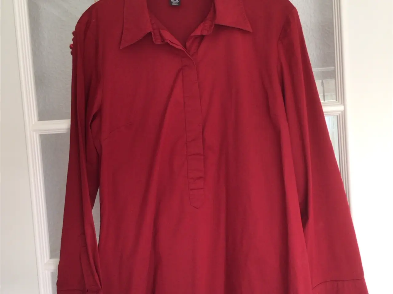 Billede 1 - Mørke rød bluse str.eur 44