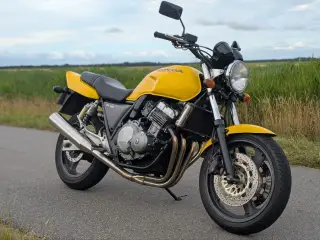 Honda CB400SF