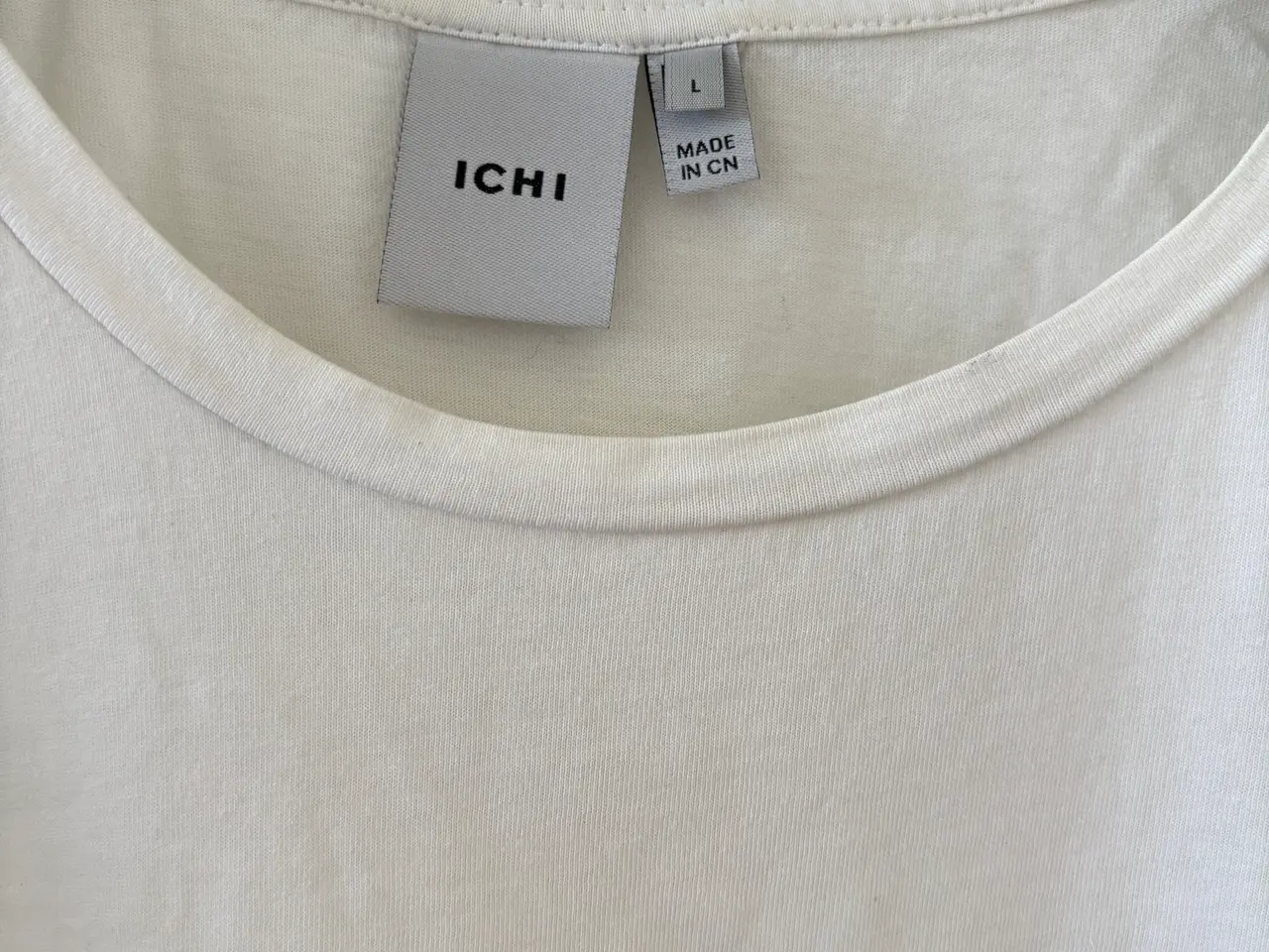 Billede 3 - Ichi t-shirt L