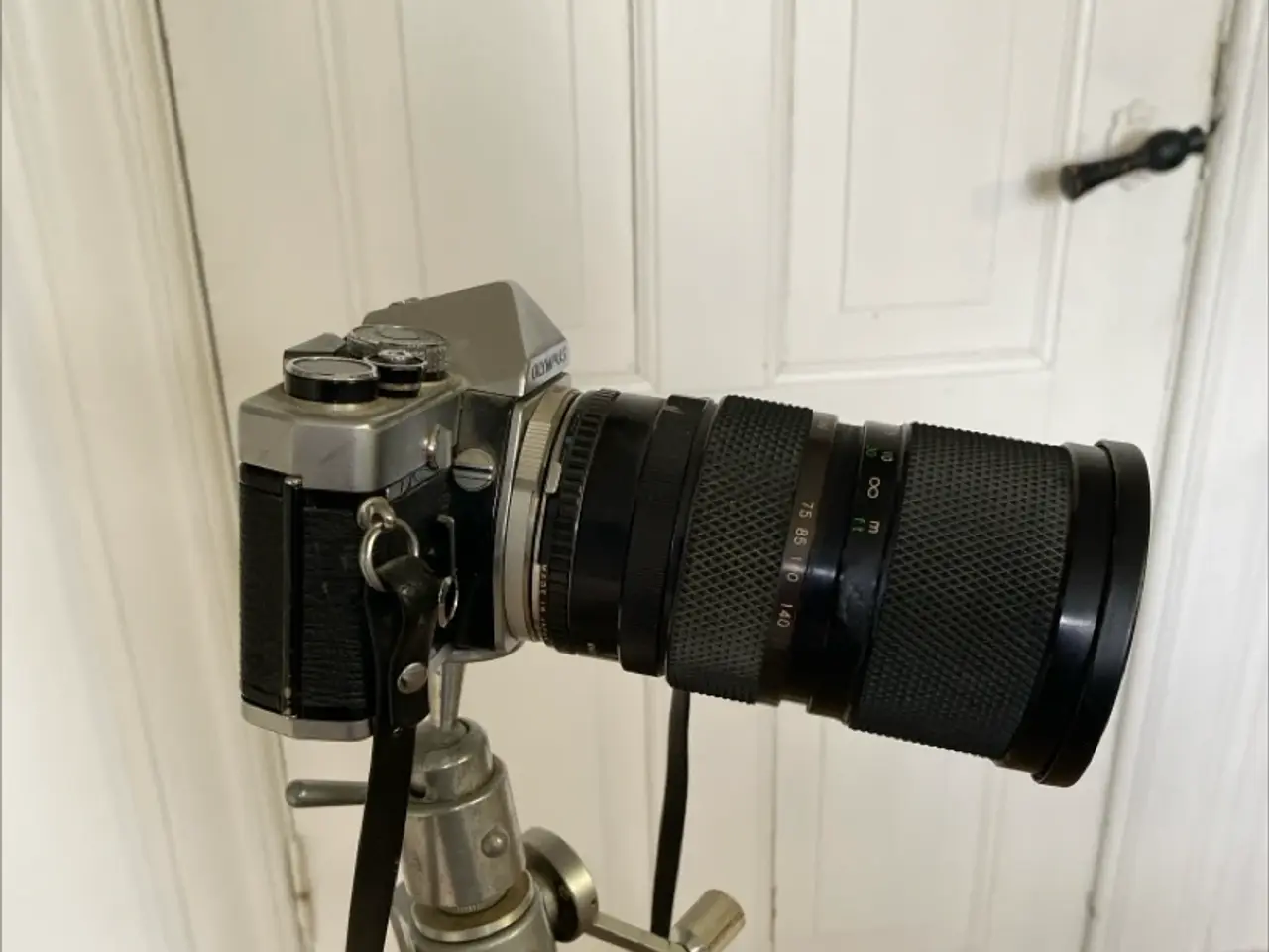 Billede 2 - Spejlreflex kamera mærke olympus med stativ