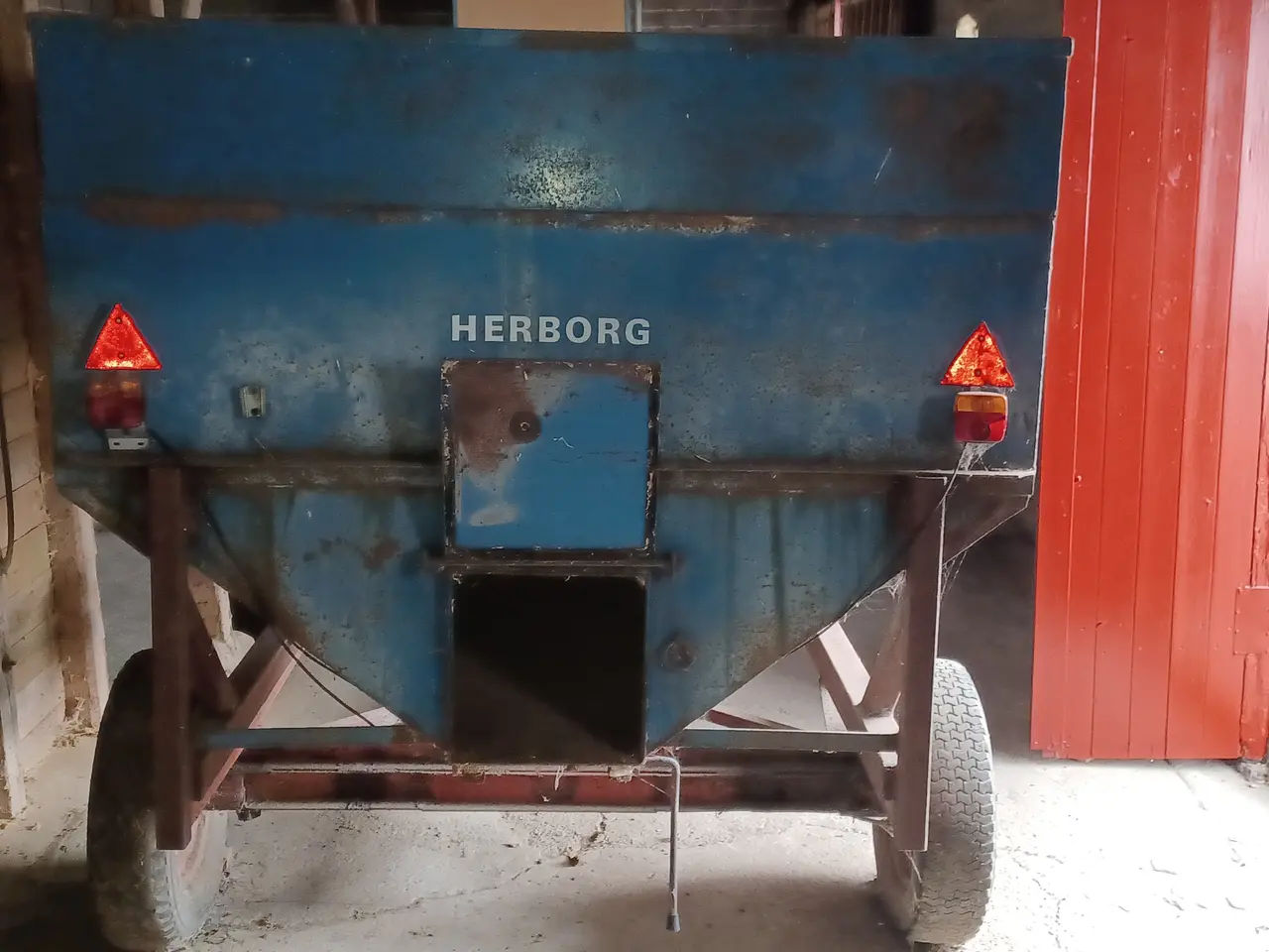 Billede 3 - Herborg 3 tons kornvogn med lys