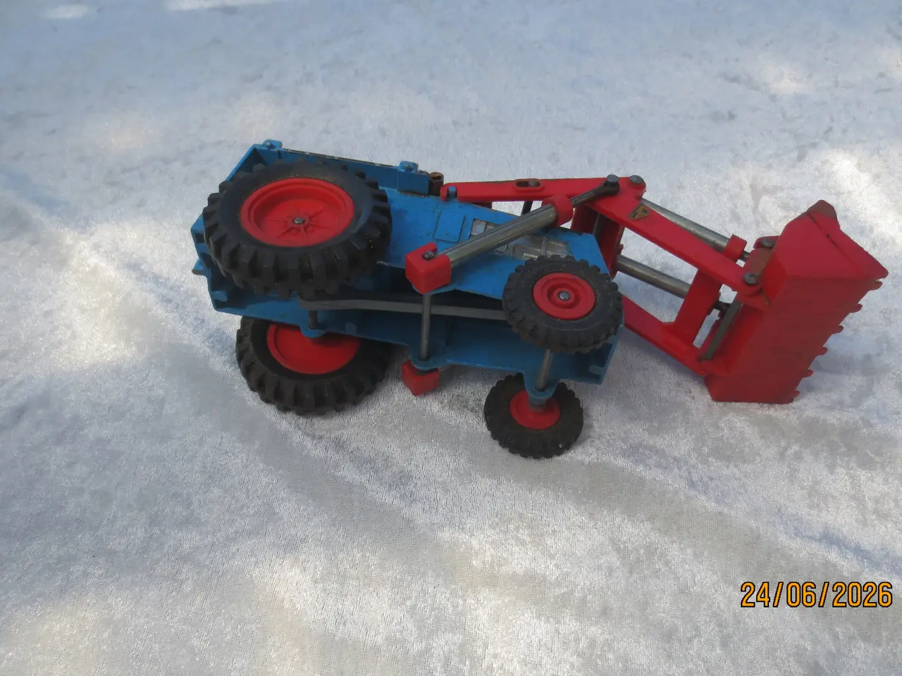 Billede 4 - 1 stk Modeltraktor TRI-Ang med Frontlæsser