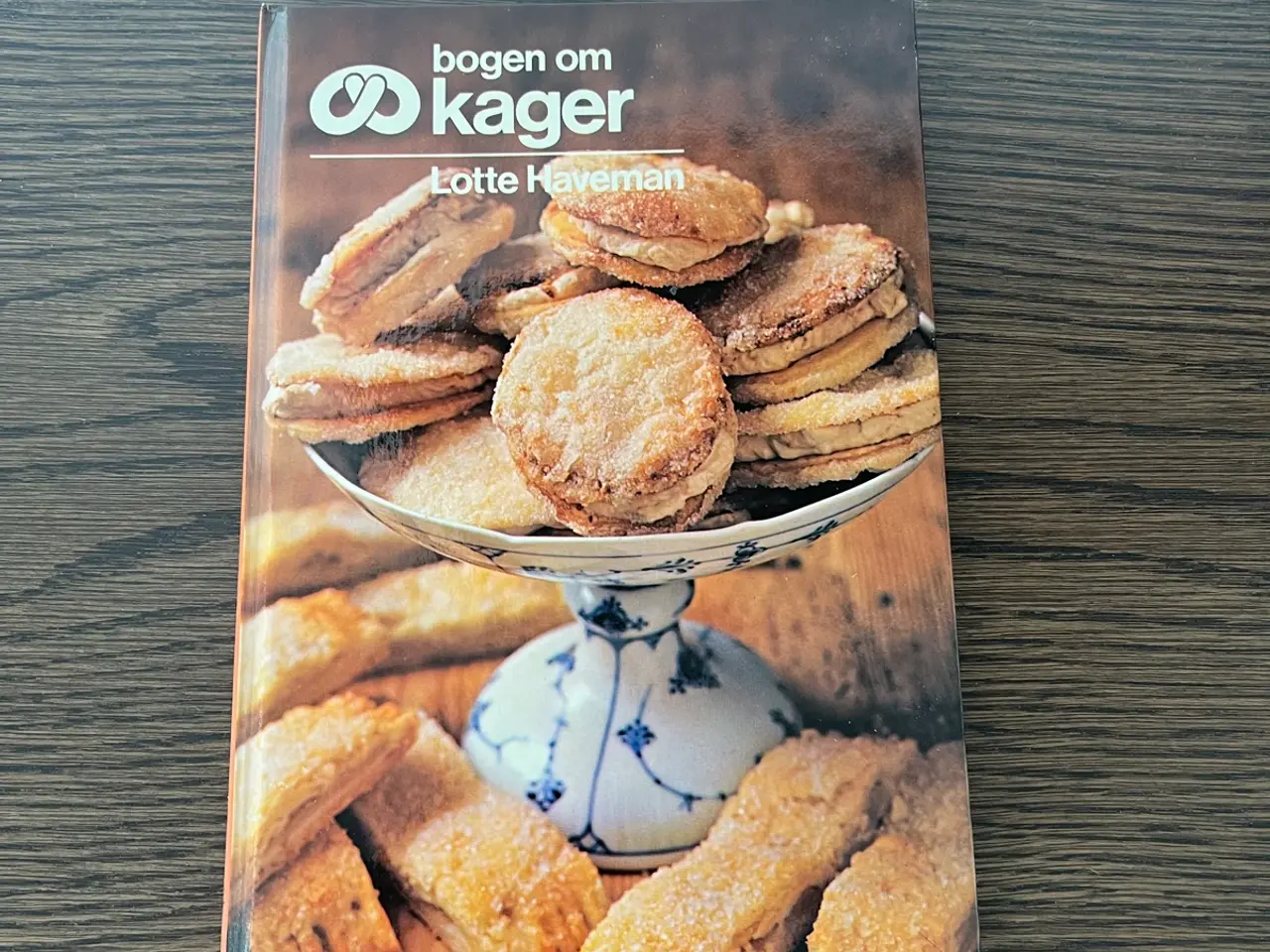 Billede 1 - Bogen om kager