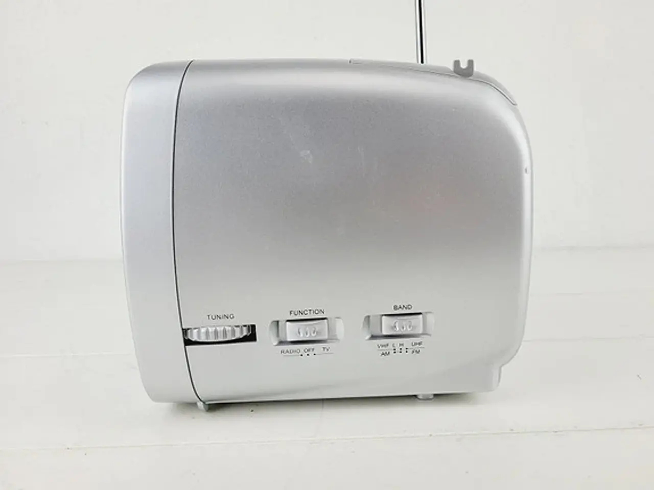 Billede 7 - Retro United UTV 4002R Mini tv og Radio