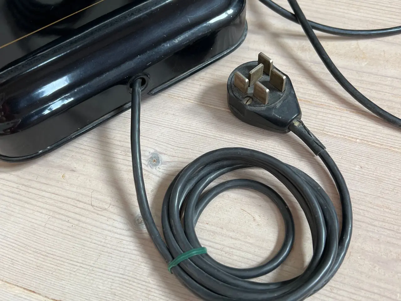 Billede 9 - Gammel K.T.A.S. telefon med håndsving