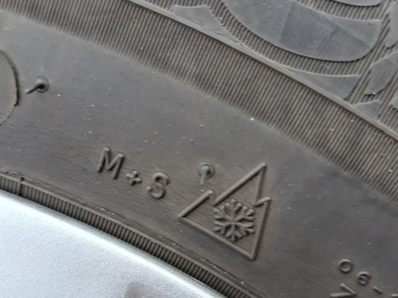 Billede 5 - 4 stk alufælge 17'' inklusive vinterdæk sælges