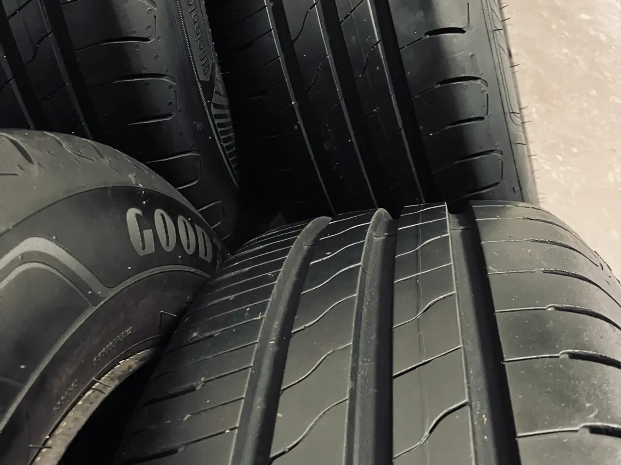 Billede 5 - Goodyear sommerdæk til salg