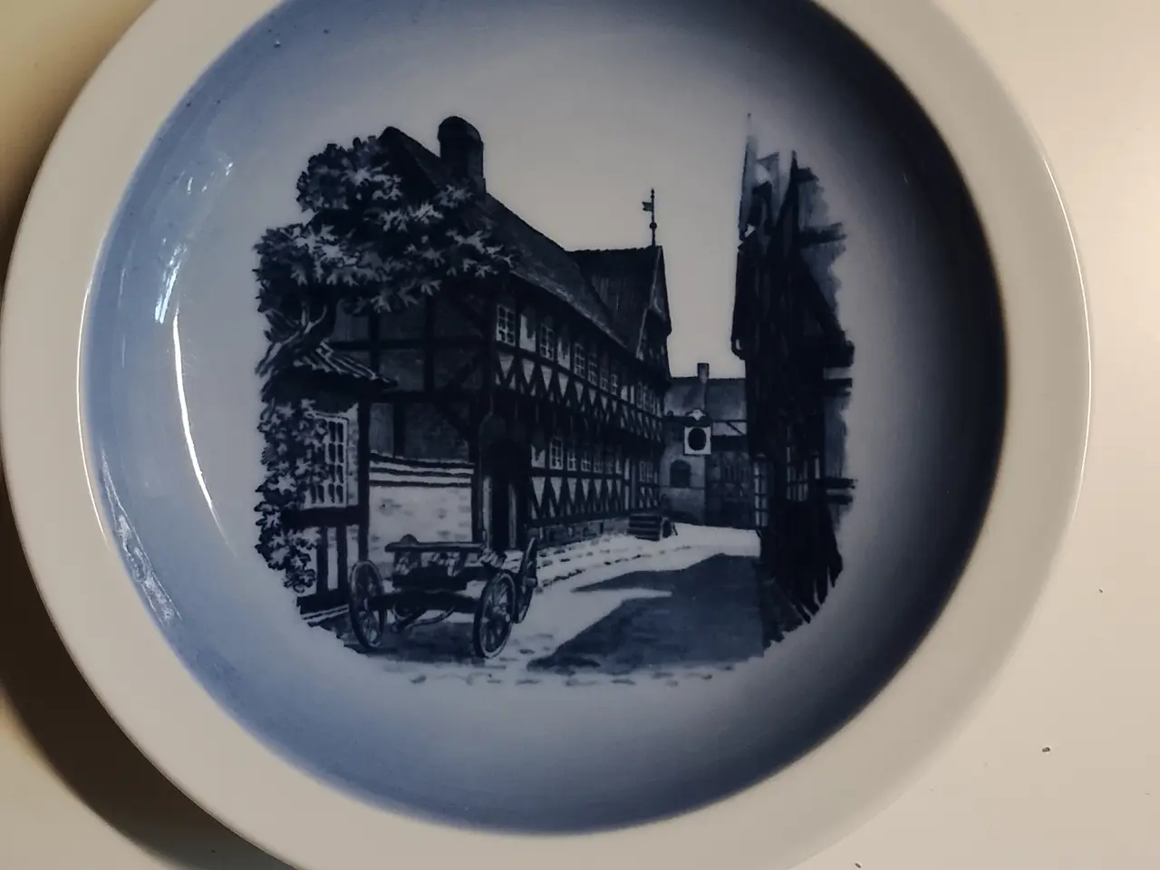 Billede 1 - Royal copenhagen platte Den gamle by århus