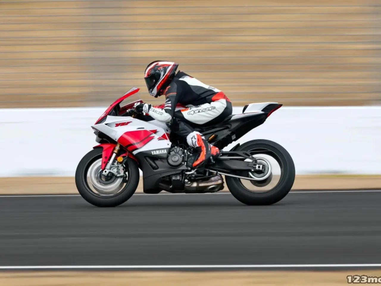 Billede 9 - Yamaha YZF R9 70th Anniversary