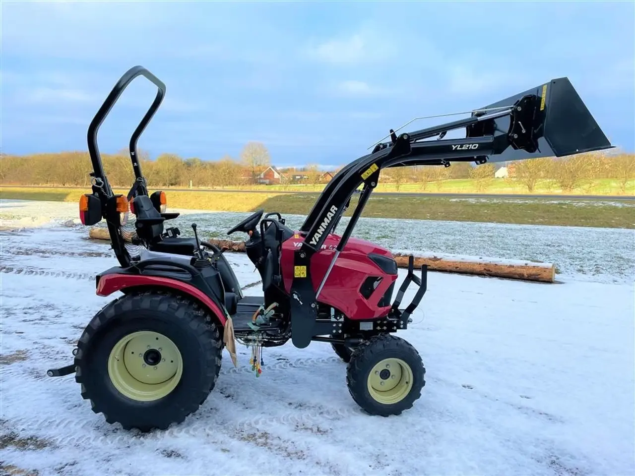 Billede 1 - Yanmar SA 424 M/ frontæsser
