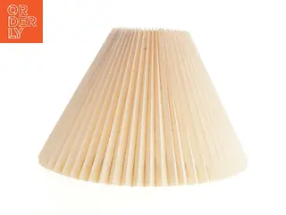 Foldet papirlampe (str. Ø. 42 cm)