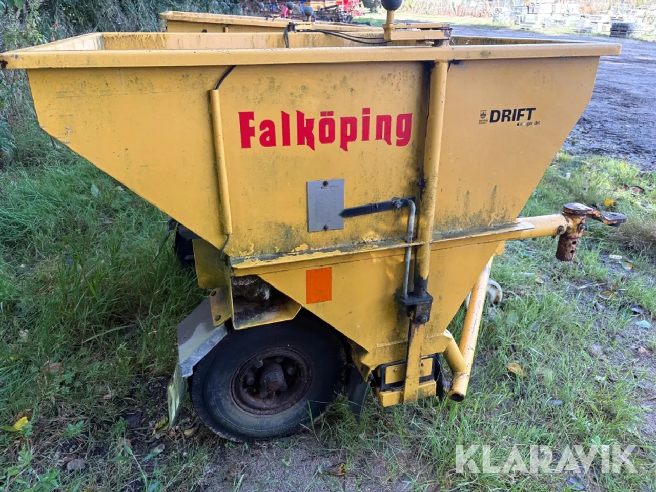 Billede 5 - Sand/saltspreder Falköping T-12E 2 stk