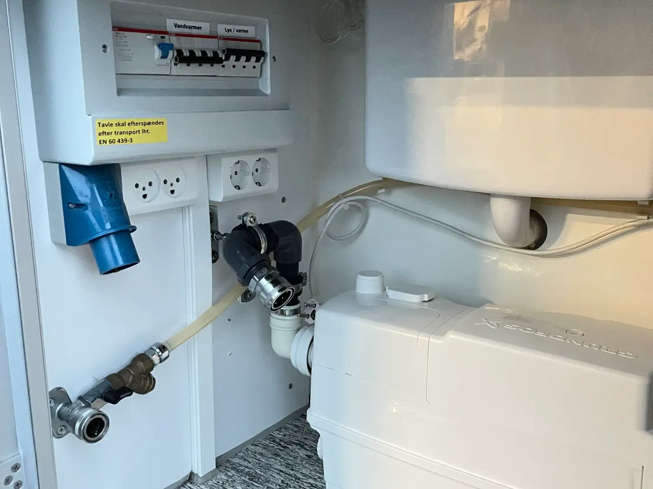 Billede 8 - Mobilt badeværelse m. kværntoilet - Scanvogn 