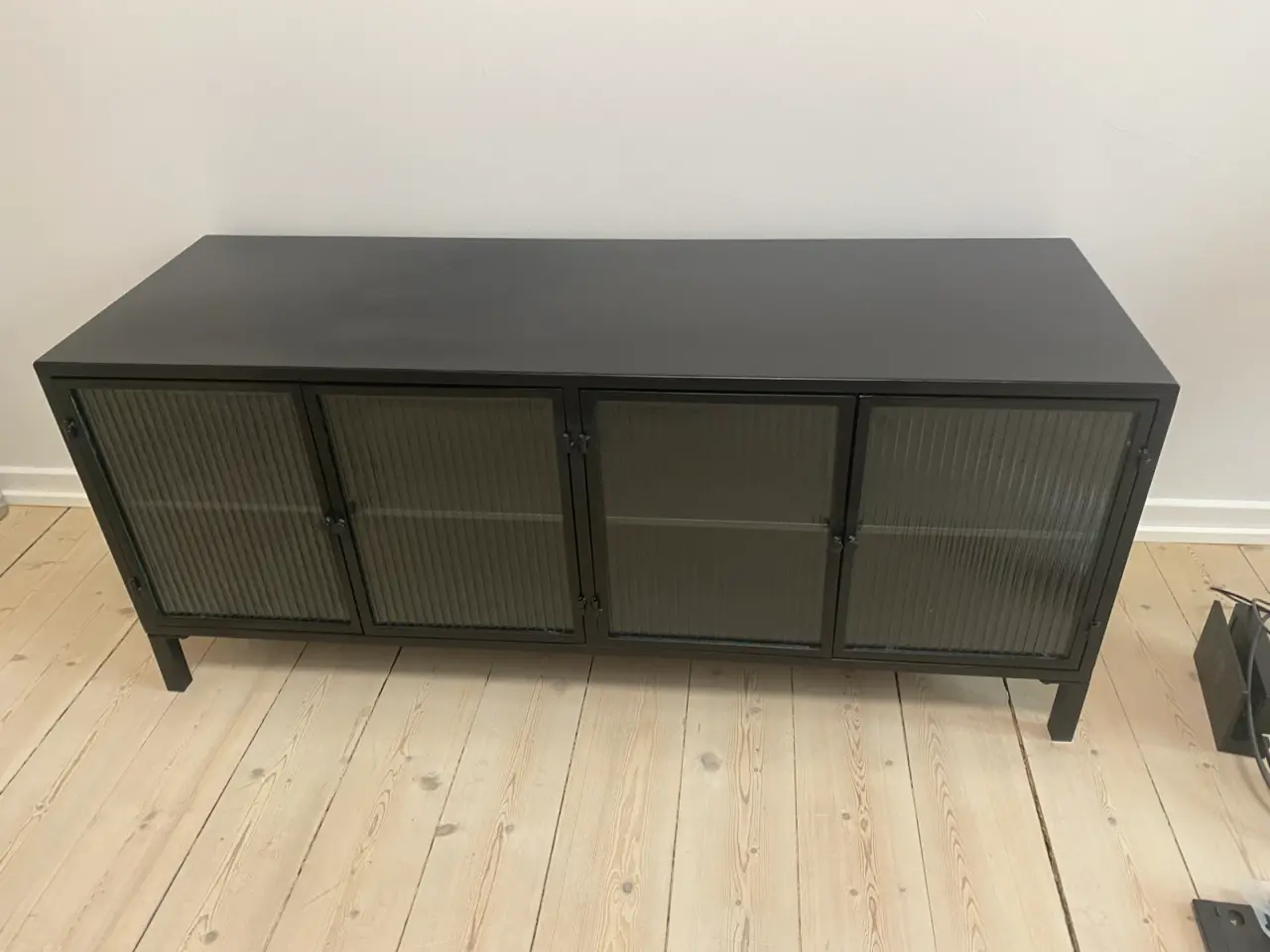 Billede 1 - Flot vitrineskab 