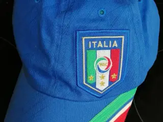 NY, ITALIEN CAP, DET ITALIENSKE LANDSHOLD