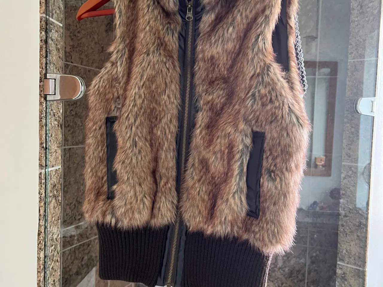 Billede 3 - Lækker vest str xs