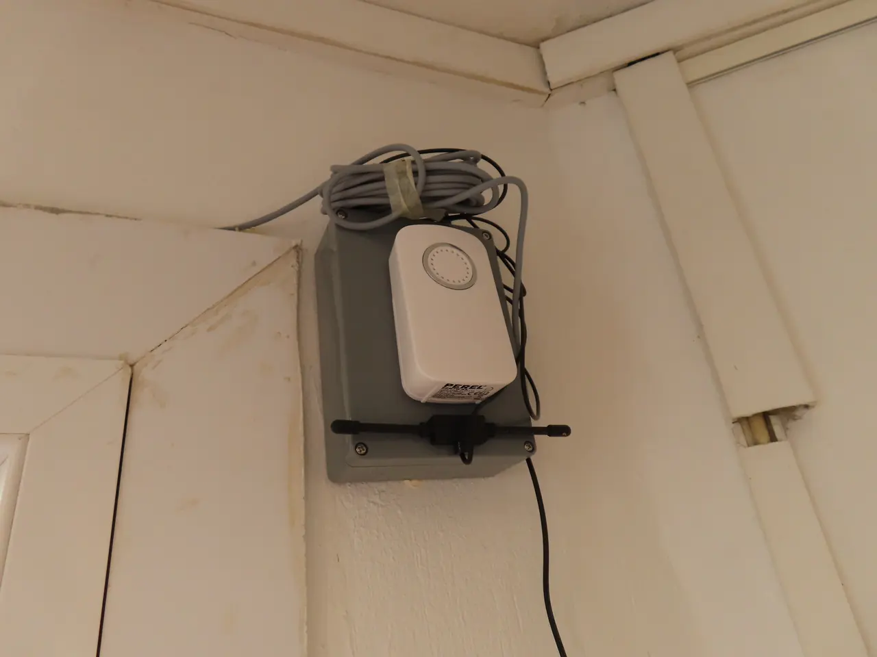 Billede 6 - Døralarm med sensor samt ringeklokke HONEYWELL Home
