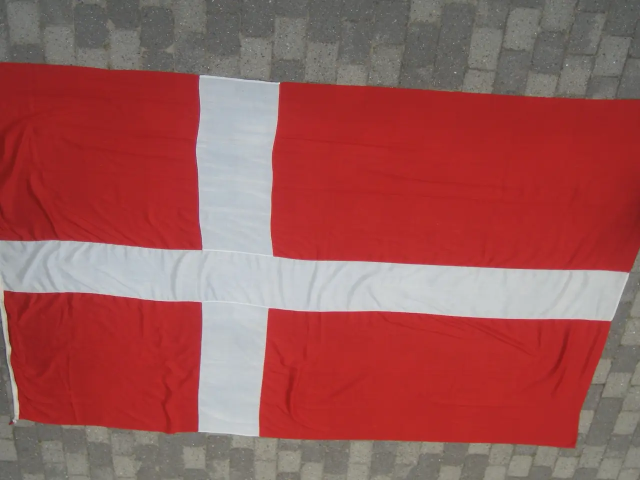 Billede 1 - Dannebrogsflag sælges