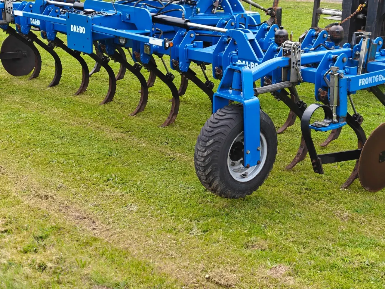 Billede 1 - Dalbo Frontgrubber 600