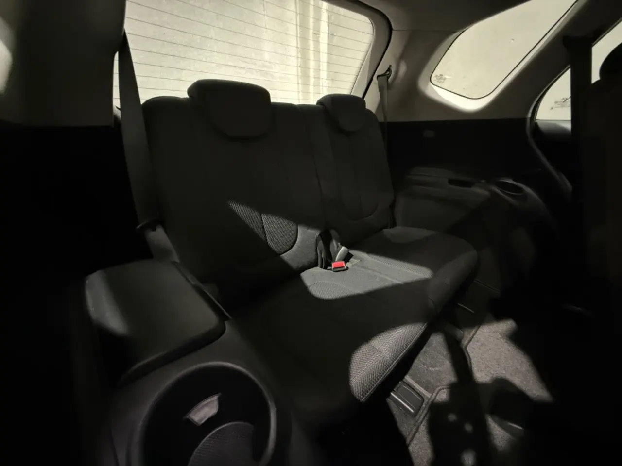 Billede 16 - Kia Carens 2,0 CVVT Active aut. 7prs