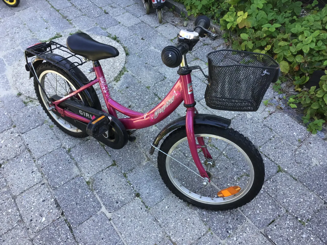 Billede 1 - Børnecykel Str. 3-5 år