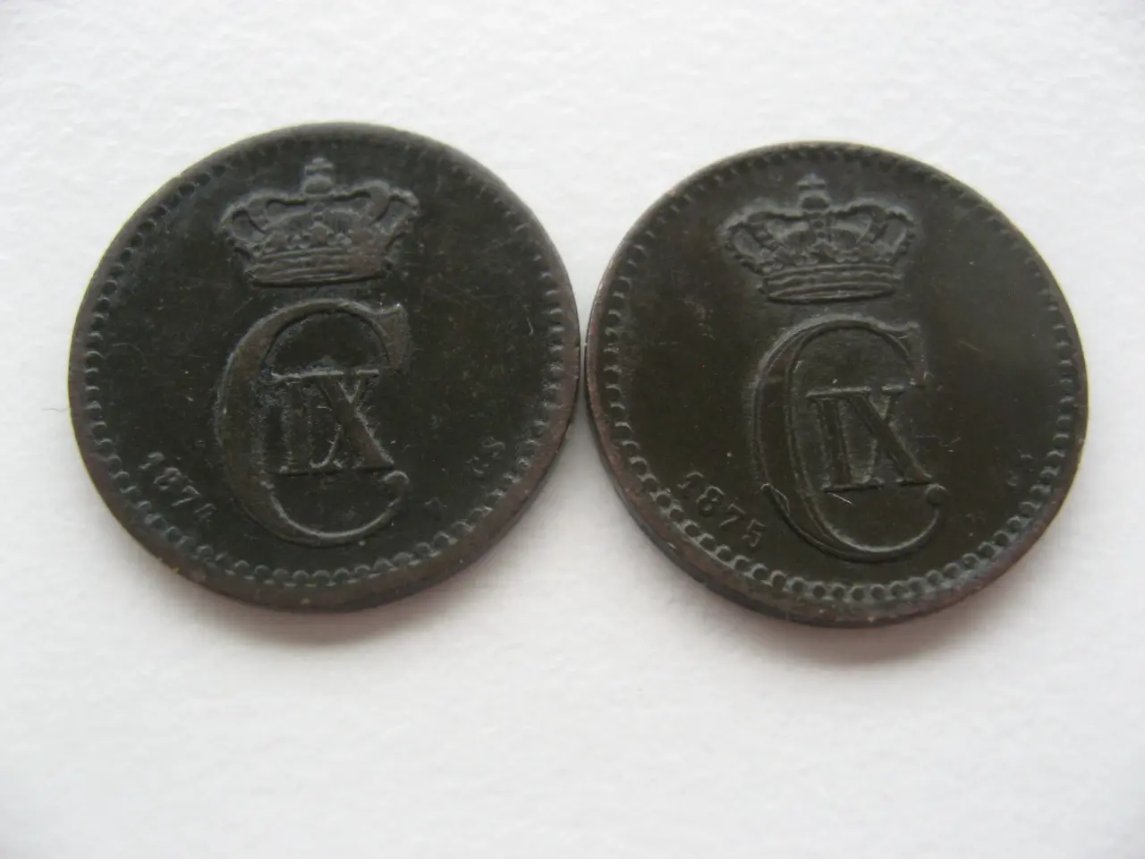 Billede 1 - Pæne delfin bronze 1 ører 1874 & 1875, tydeligt år