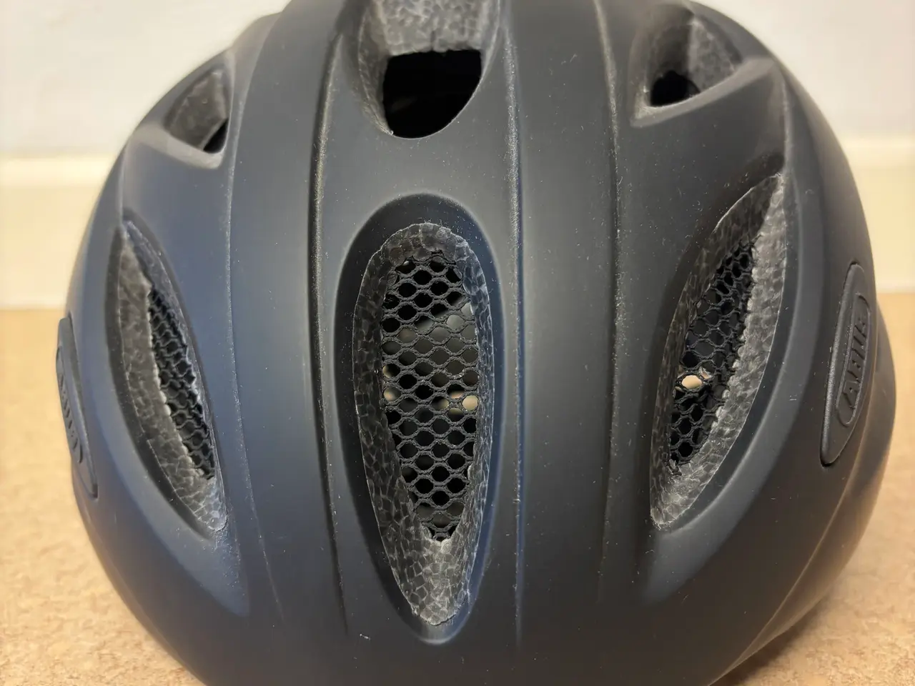 Billede 2 - Cykelhjelm NY -Abus Lane-U str 56-62