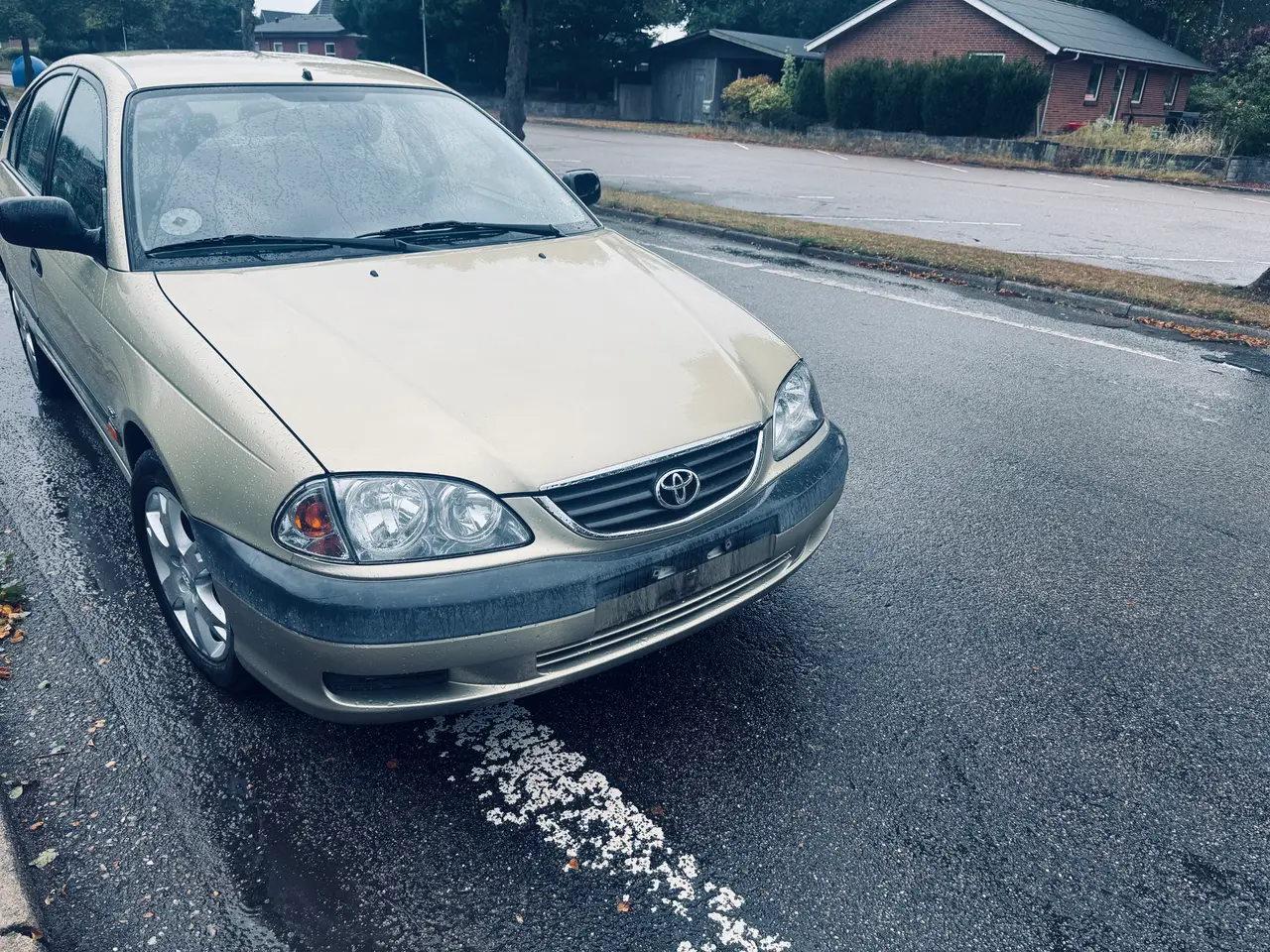 Billede 15 - Toyota avinses 1,8 VVTI sol Kørt 109.000